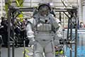 シンポジウムで宇宙飛行士選抜体験を語る金井宇宙飛行士
