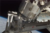 ISSに取り付けられた「きぼう」日本実験棟