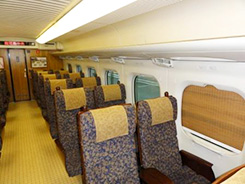 新幹線800系の内装