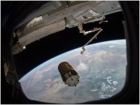写真：ISSに接近する「こうのとり」