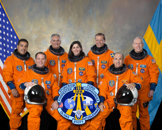 写真：STS-128クルー