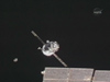 画像：ソユーズ宇宙船（21S）、軌道離脱噴射完了ページへリンク