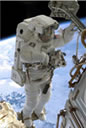 船外活動中のセラーズ宇宙飛行士（STS-112）