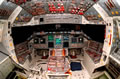 アトランティス号に装備された新型コックピット（MEDS）（操縦席を外した状態）（STS-101）
